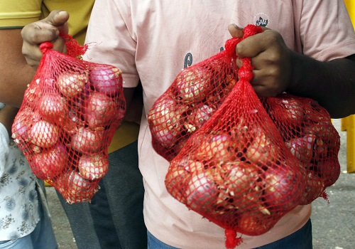 Government  allows export of 99,150 tonnes of onion to 6 countries